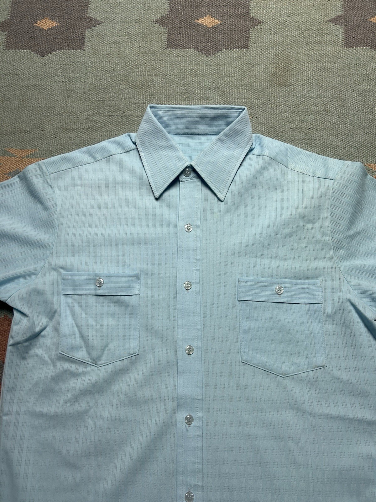 Vintage 70s short sleeve button shirt polyester knit breathable blue medium