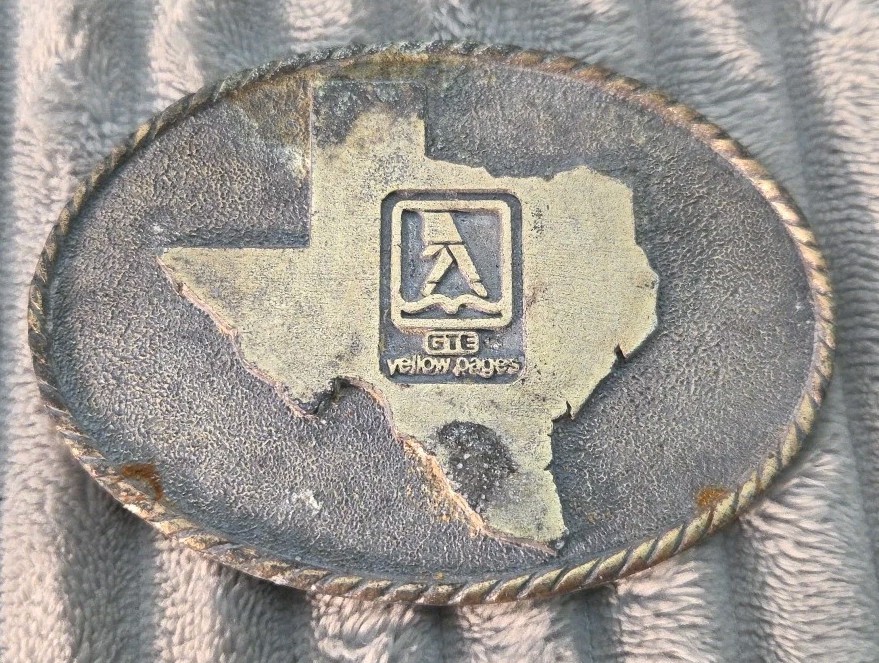 GTE Yellow Pages Brass Belt Buckle Dallas 1980 Appreciation Dinner Patina Prop