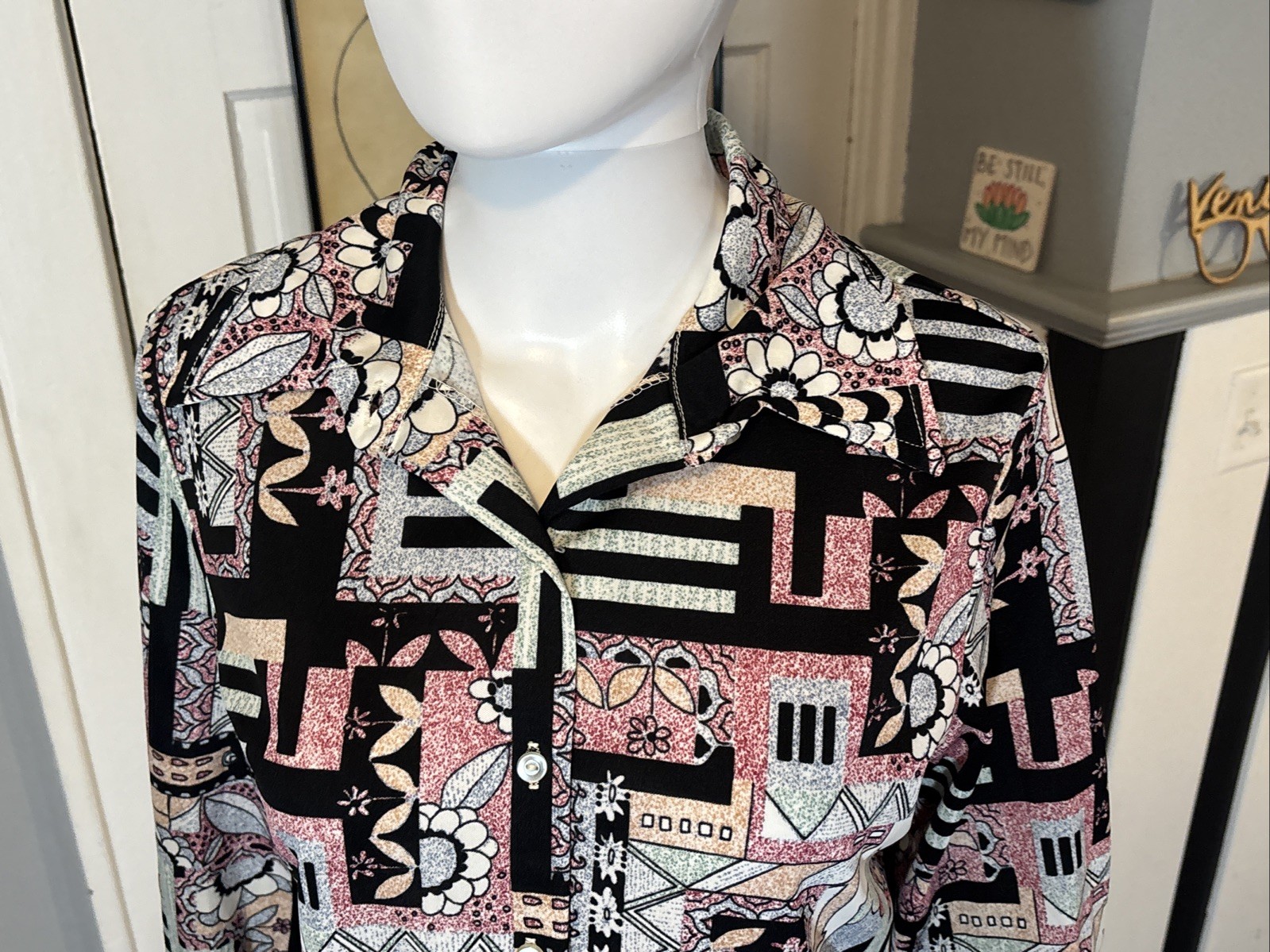 VTG 70s Women’s JACK WINTER Retro Button Up Top Graphic Dagger Collar Floral VGC