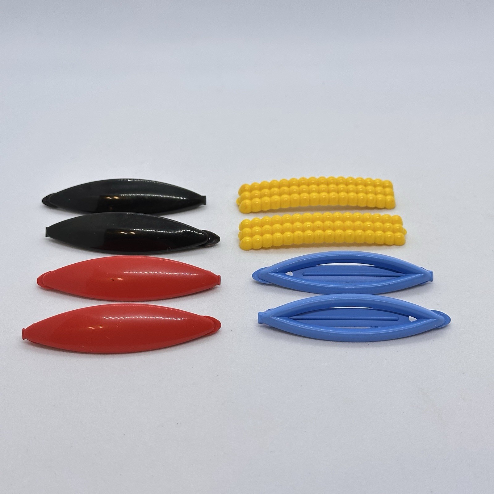 Vintage 4 Pairs 1980’s Snap Back Plastic Girls’ Hair Barrettes Unbranded Retro