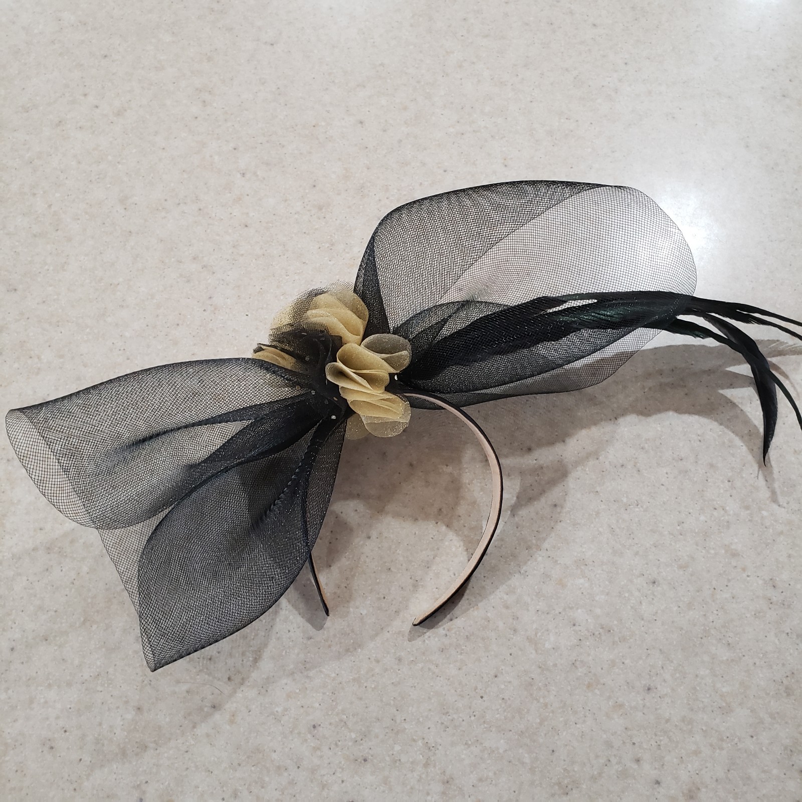 Vintage Style Hat 1930’s-1950’s Feathers & Netting New Headband 19″ Long 6″ Wide
