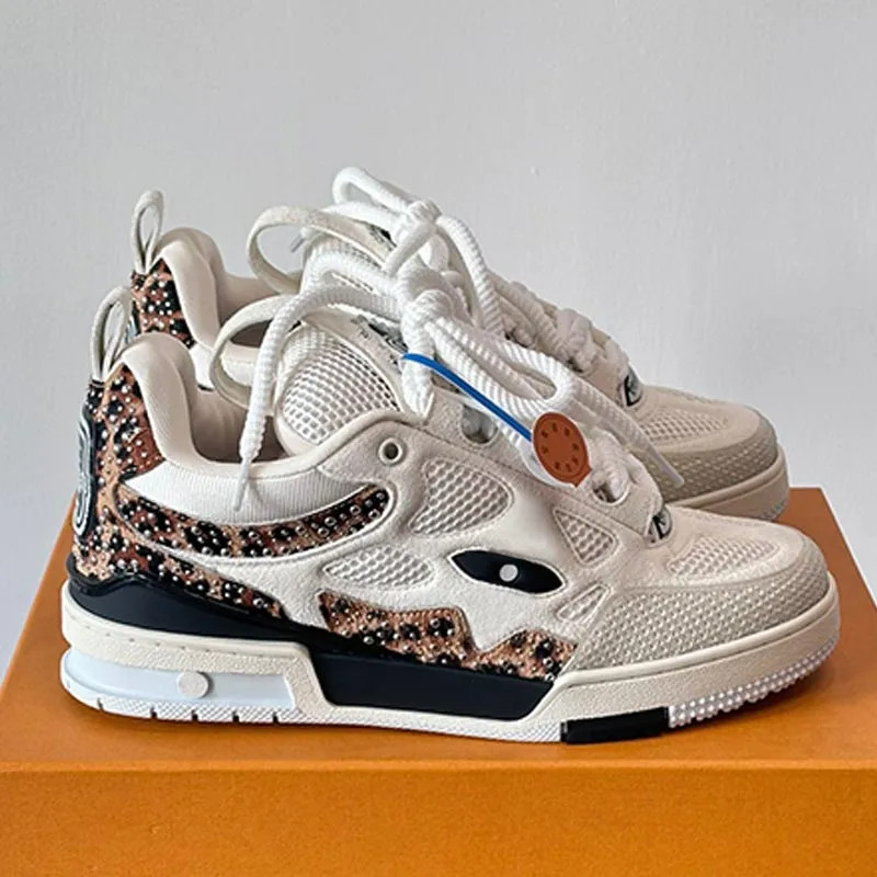 Trendy Retro Skate Sneakers – Luxury Designer Style Men’s Shoes- Streetwear