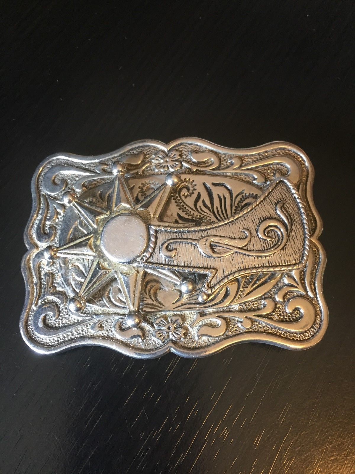 Spur that Spins Belt Buckle Fancy Western Design and Detail Dimensional