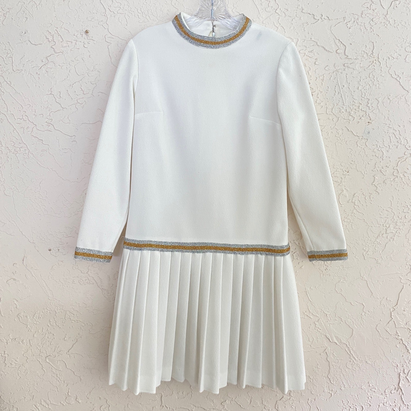Vintage 60s Carol Brent Mod Retro Dress Womens S White Pleated Hem Metallic Trim