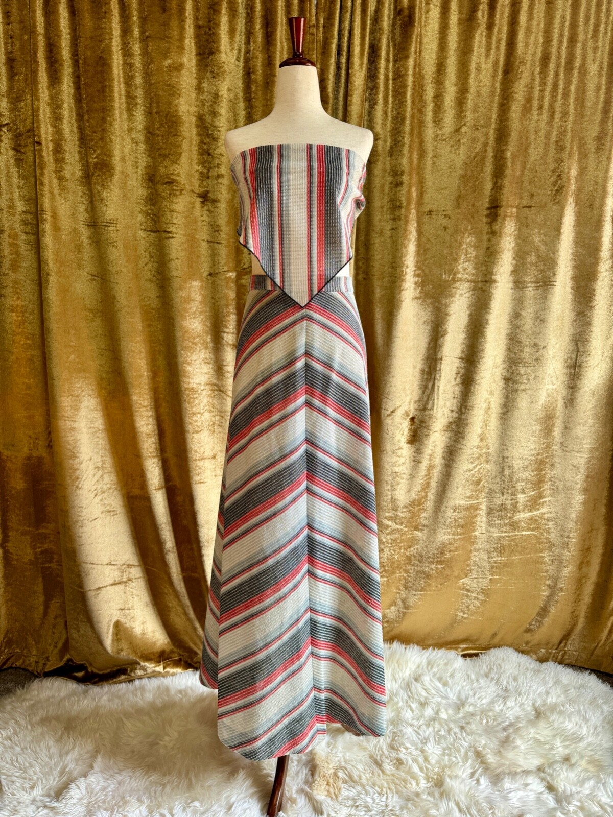 Vintage Skirt Set 1970s, Chevron Print, Red, Cream, Black Sz S-M, True Vtg 70s