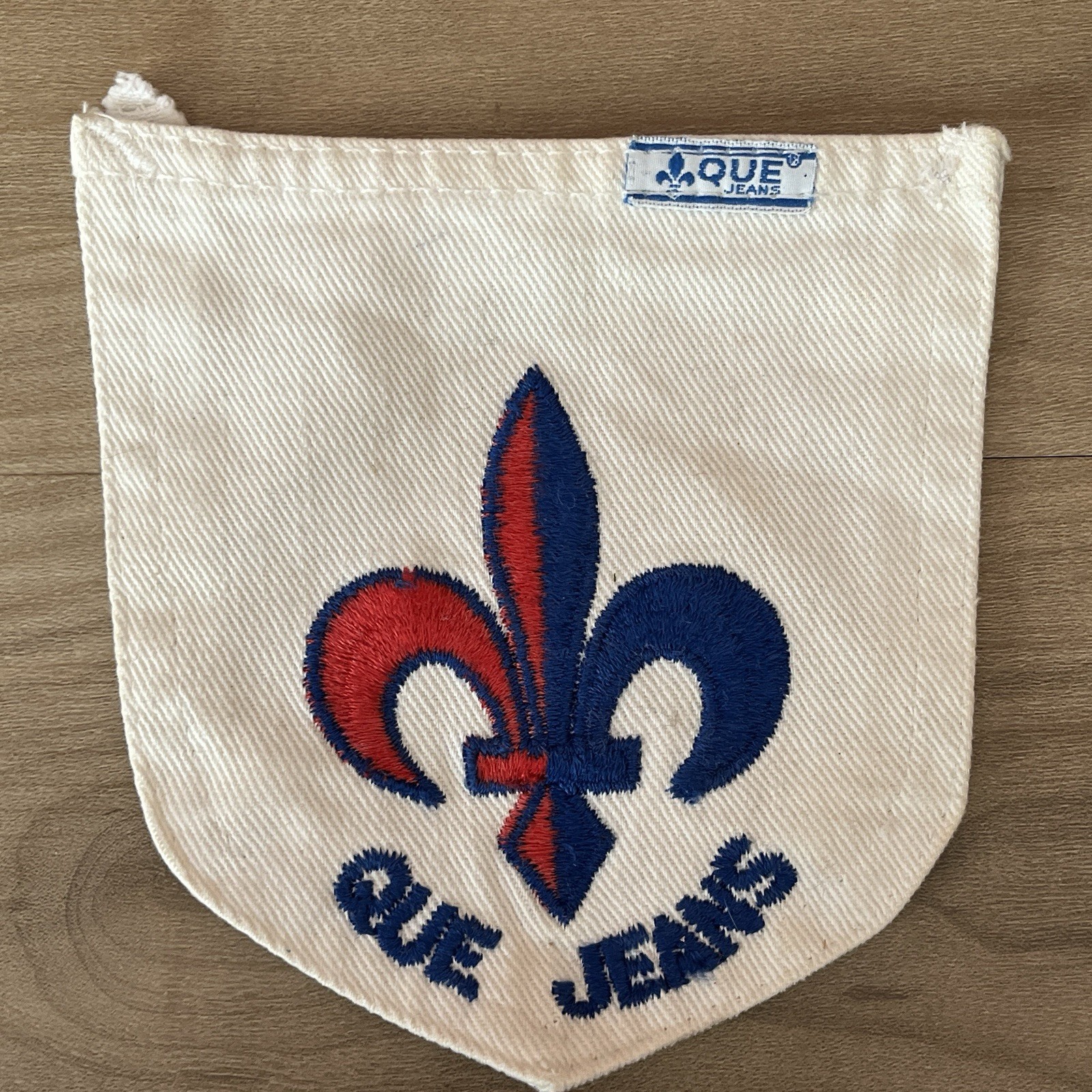 Vintage QUE JEANS (Quebec Jeans) Original Back Pocket RARE!