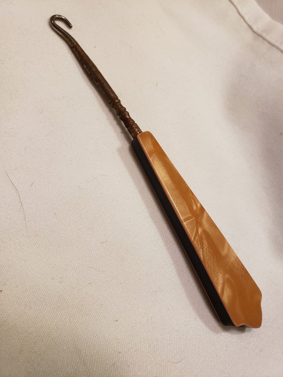 Vintage Plastic Handle And Metal Base Shoe Button Hook
