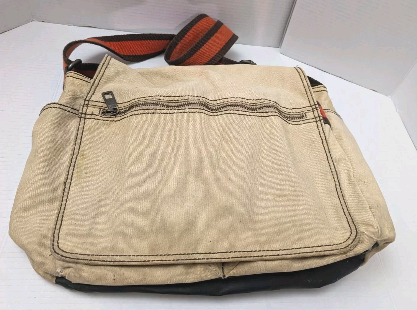 GAP Canvas 1969 Messenger Bag Brown Wide Strap Leather Trim 18 X 14 Inches