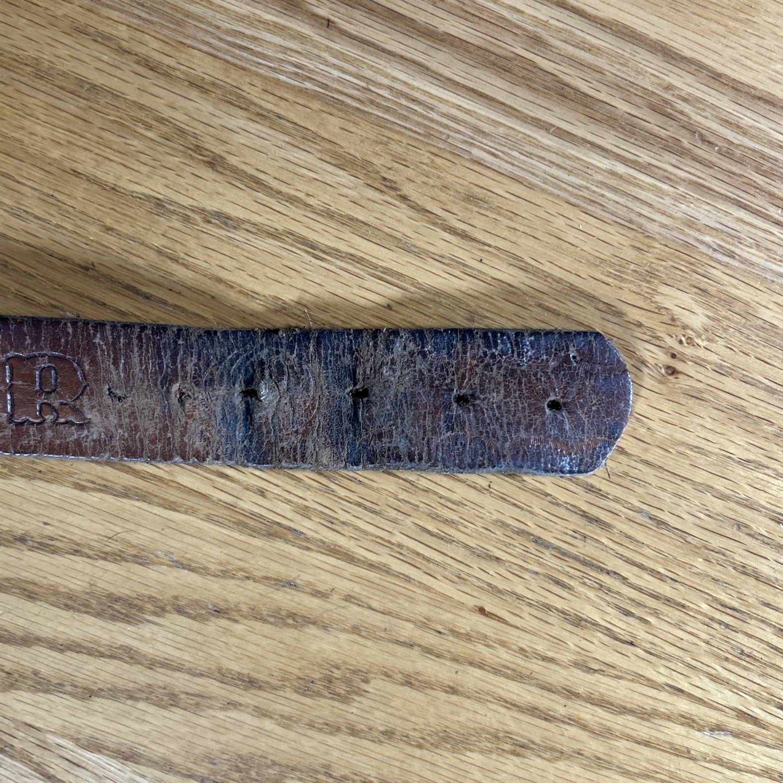 Vintage Ruger Tooled Leather Belt Thrashed Western Style Snowmobile 41.5″ 70s-80