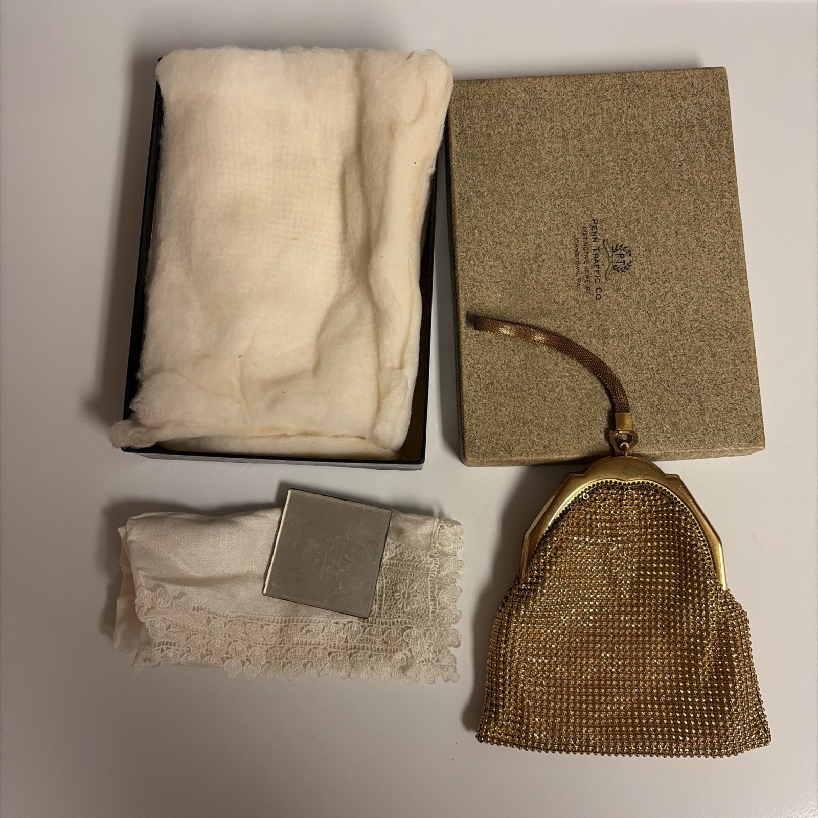 Vintage Whiting & Davis Co. Mesh Gold 5in X 5in Makeup Bag Chain + Box