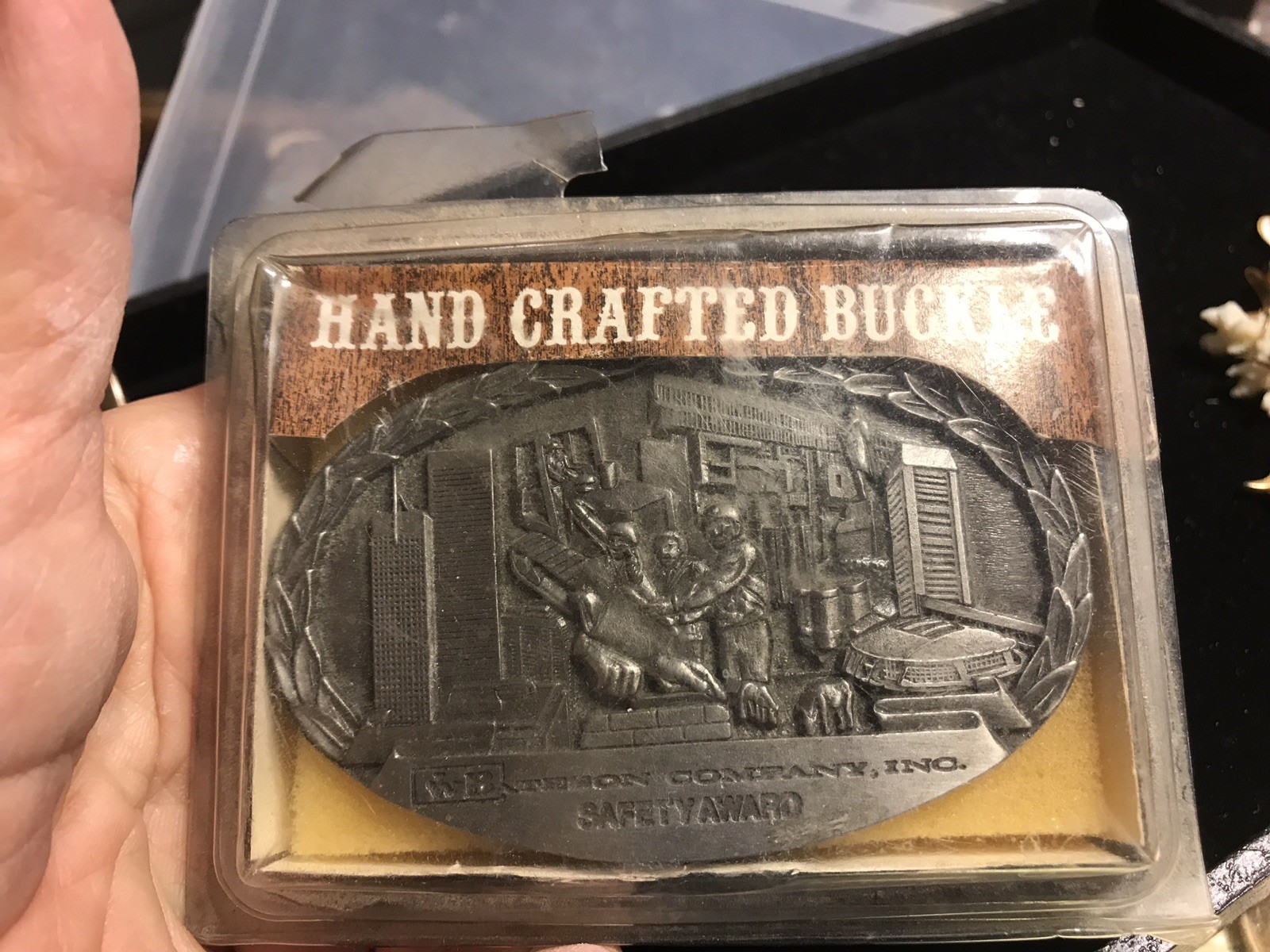 vintage belt buckle,W.BATESON CO. safety award,3 7/8″x2 1/2″ never worn,Made USA
