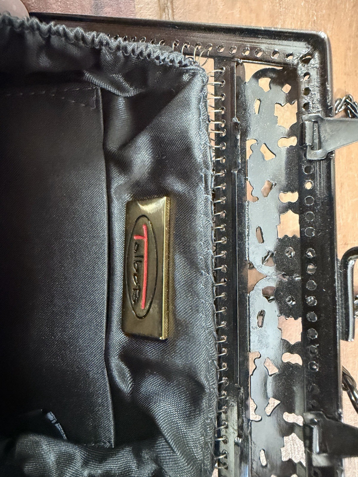 Vintage Black Gunmetal Mesh Evening Bag Kiss Lock Chain Purse