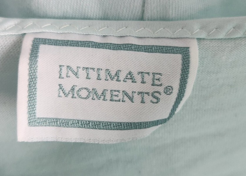 Vtg 80’s Intimate Moments 2-pc Blue Cotton Ruffled Pijama Set! L