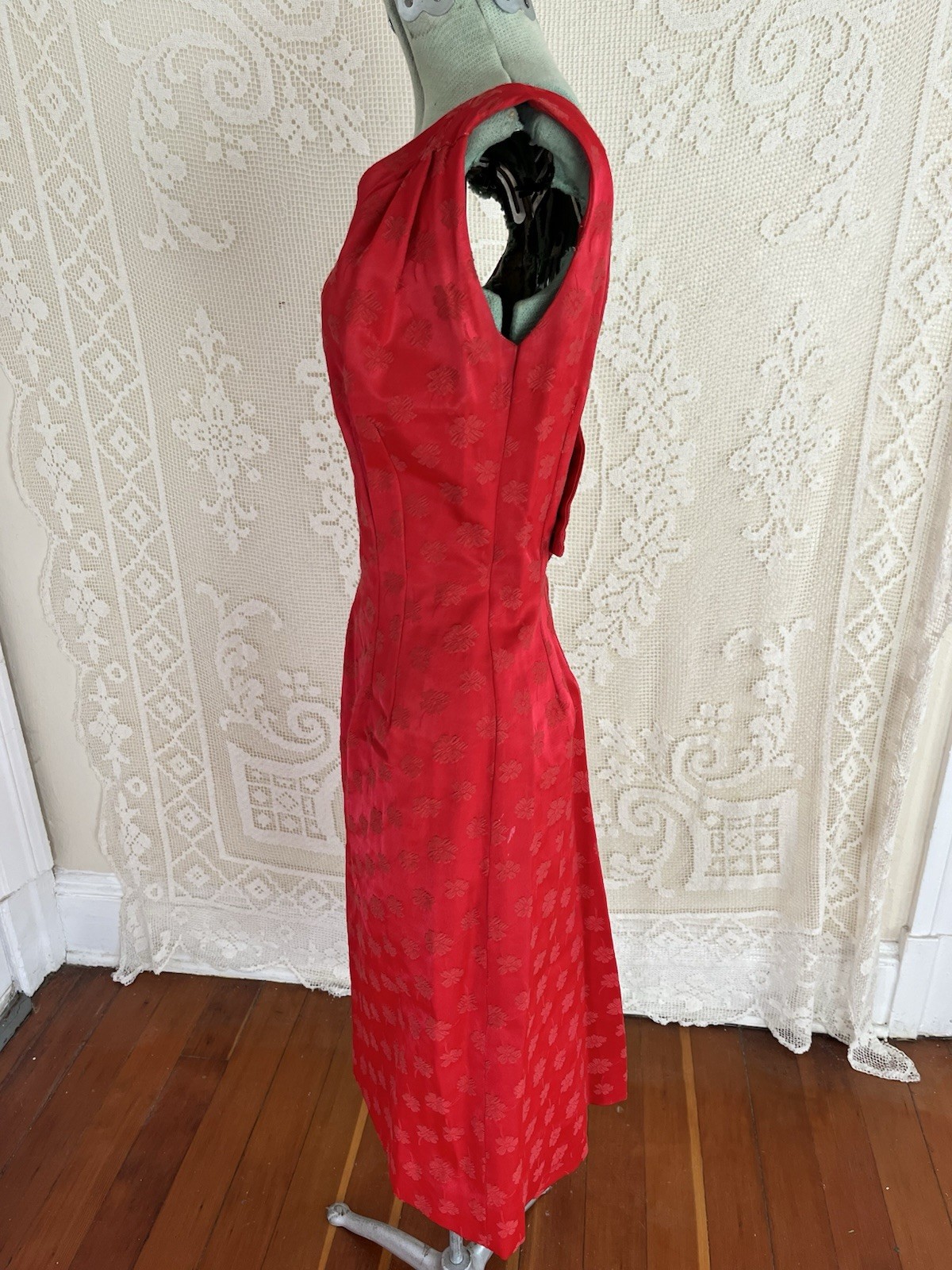 Vintage 1950s 1960s McKettrick Red Brocade Cocktail Hourglass Dress 50s 60s