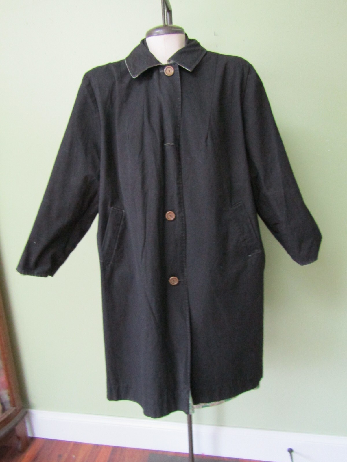 VINTAGE 1960’S REVERSIBLE LADIES COAT / 50″ BUST MEASURE