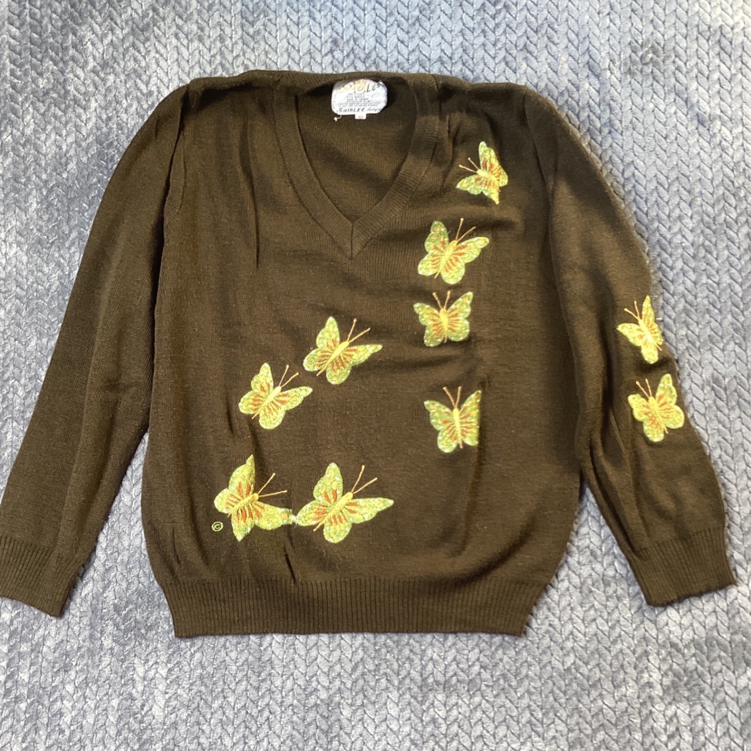 Vintage Shirlee Designs Butterfly V-Neck Sweater Brown Acrylic Size 42 Fall