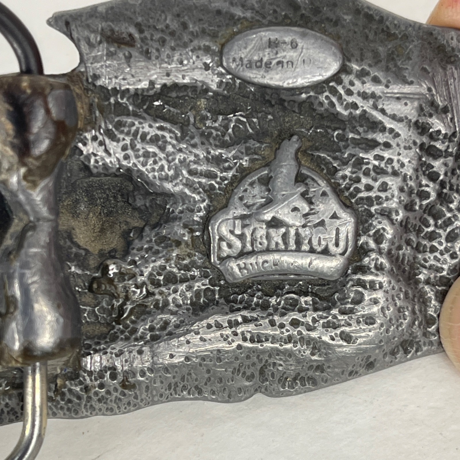 SISKIYOU Skeleton Hand Belt Buckle Pewter Gothic Biker H-6 USA 1992 VTG 3.25″
