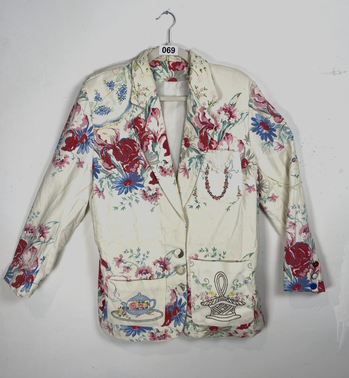 Vtg Handmade floral tablecloth Blazer w Embroidered Panels 1 of a kind like Bode