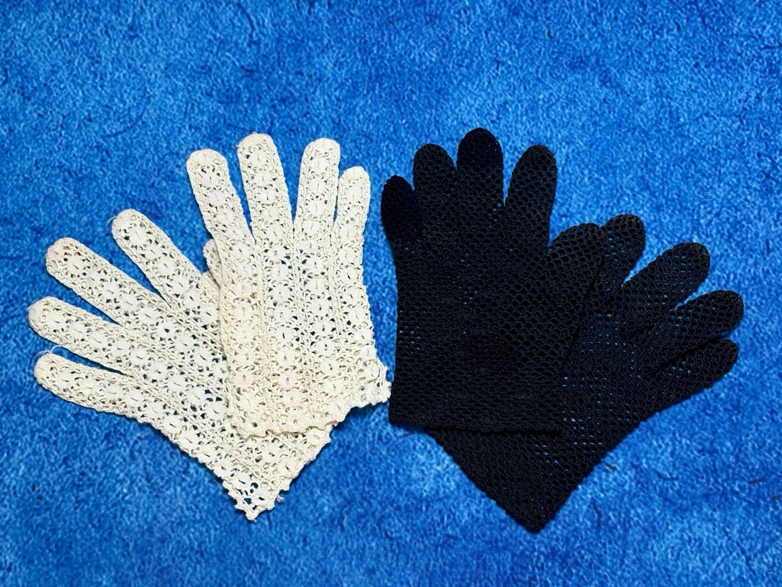 Lot of 2 Vintage 40s-50s CROCHET DRESS GLOVES Ladies Small (6-7) – Handmade