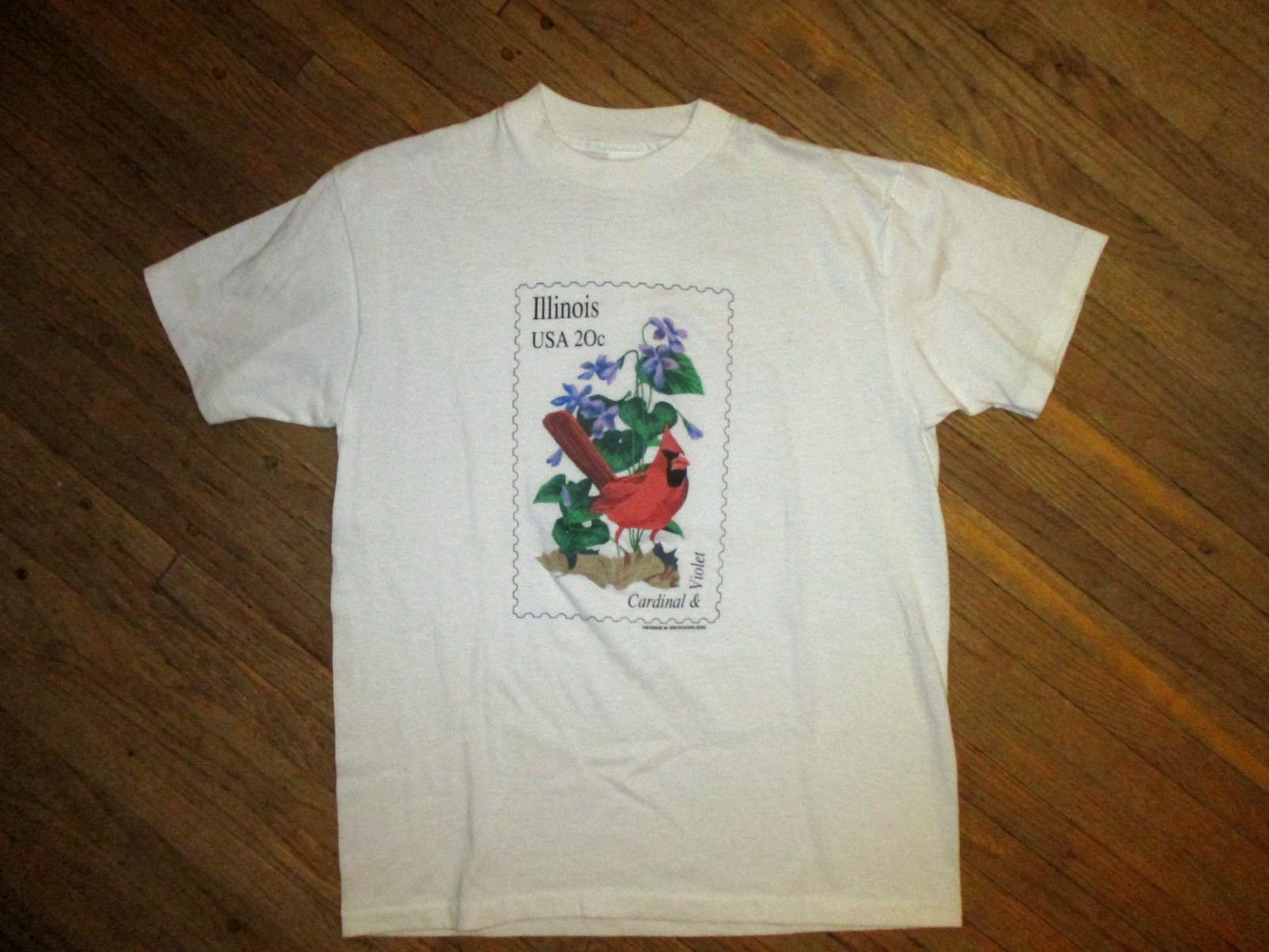 vtg 80s ILLINOIS CARDINAL & VIOLET POSTAGE STAMP T SHIRT State Bird Flower SM/MD