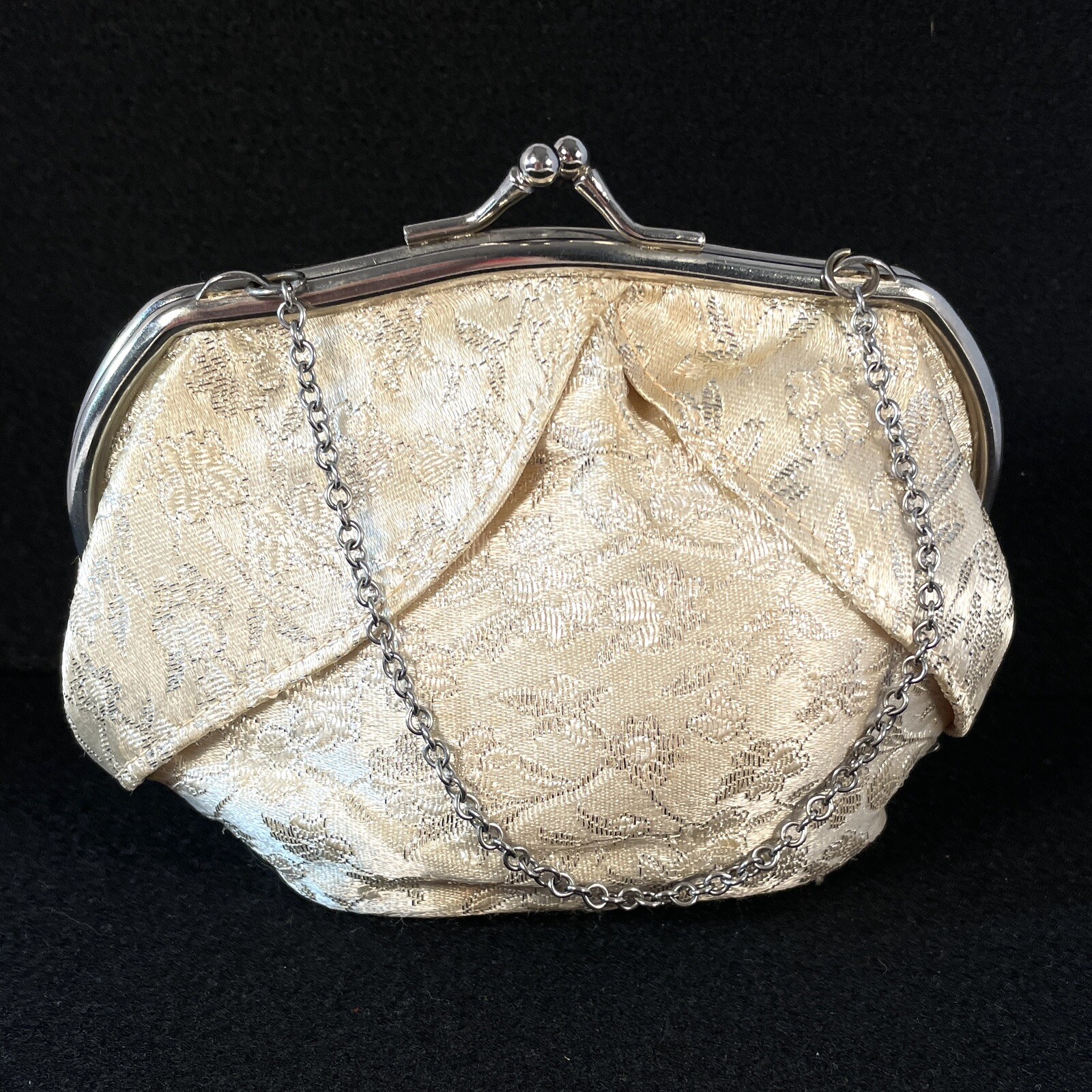 Vintage Clutch Purse Gold-tone Woven Jacquard Fabric Metal Clasp & Chain