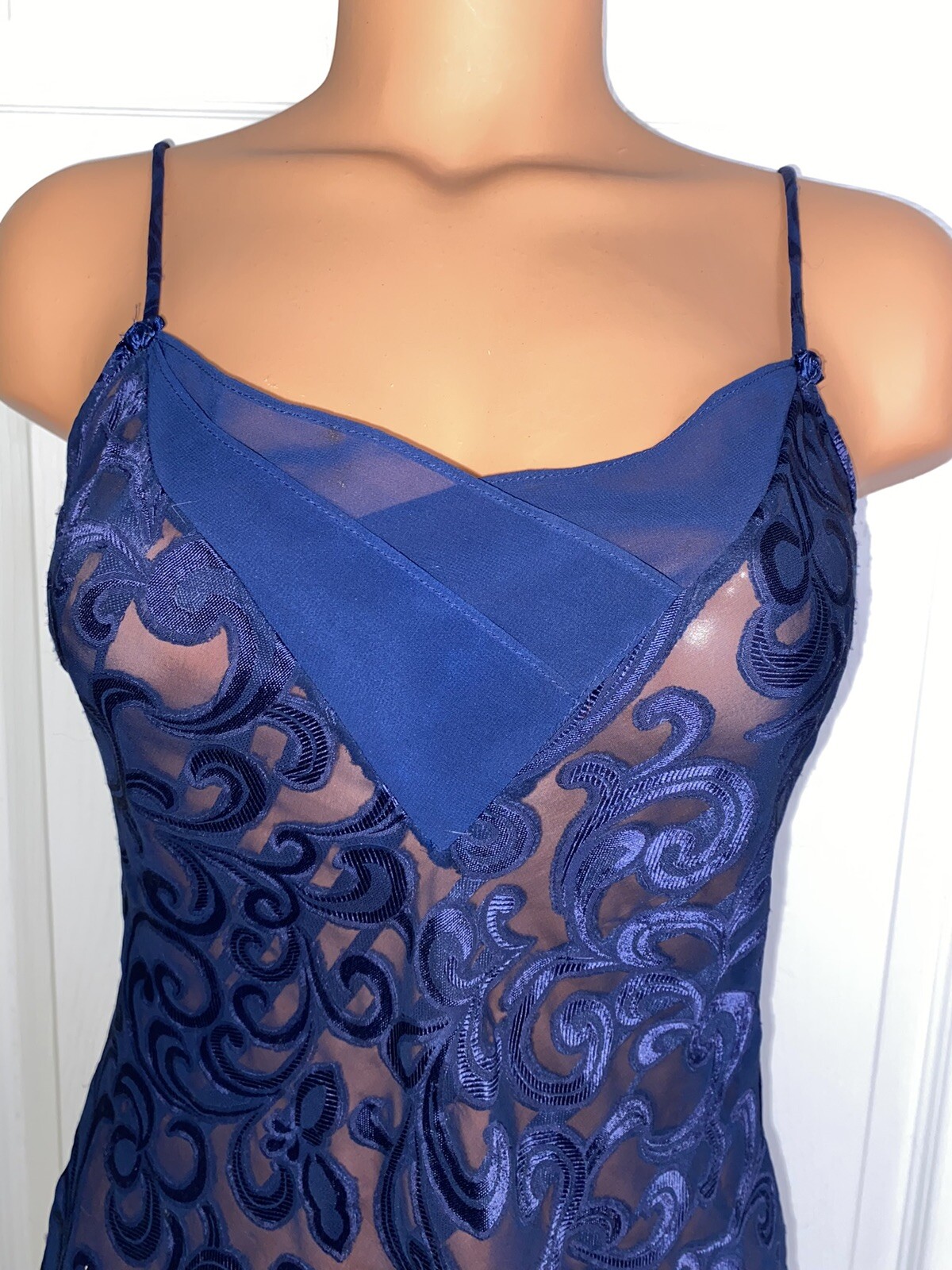 OSCAR de la RENTA ~ VTG ~ SHEER BLUE ~ JACQUARD CHEMISE GOWN ~ SLIP DRESS S/32