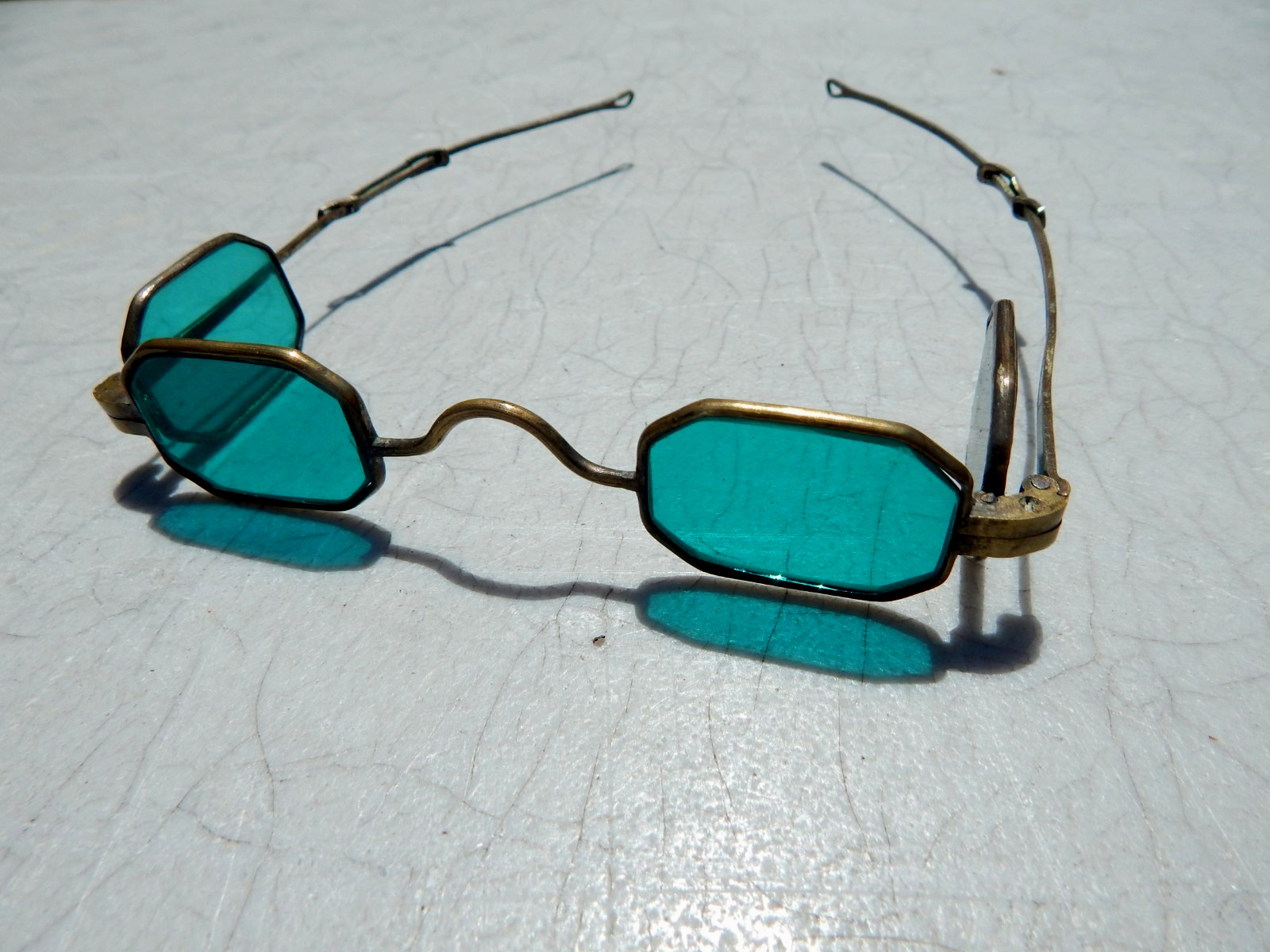 CIVIL WAR SCHILDKNECT BLUE DOUBLE LENS HINGED SIDE SHIELD TELESCOPING SUNGLASSES