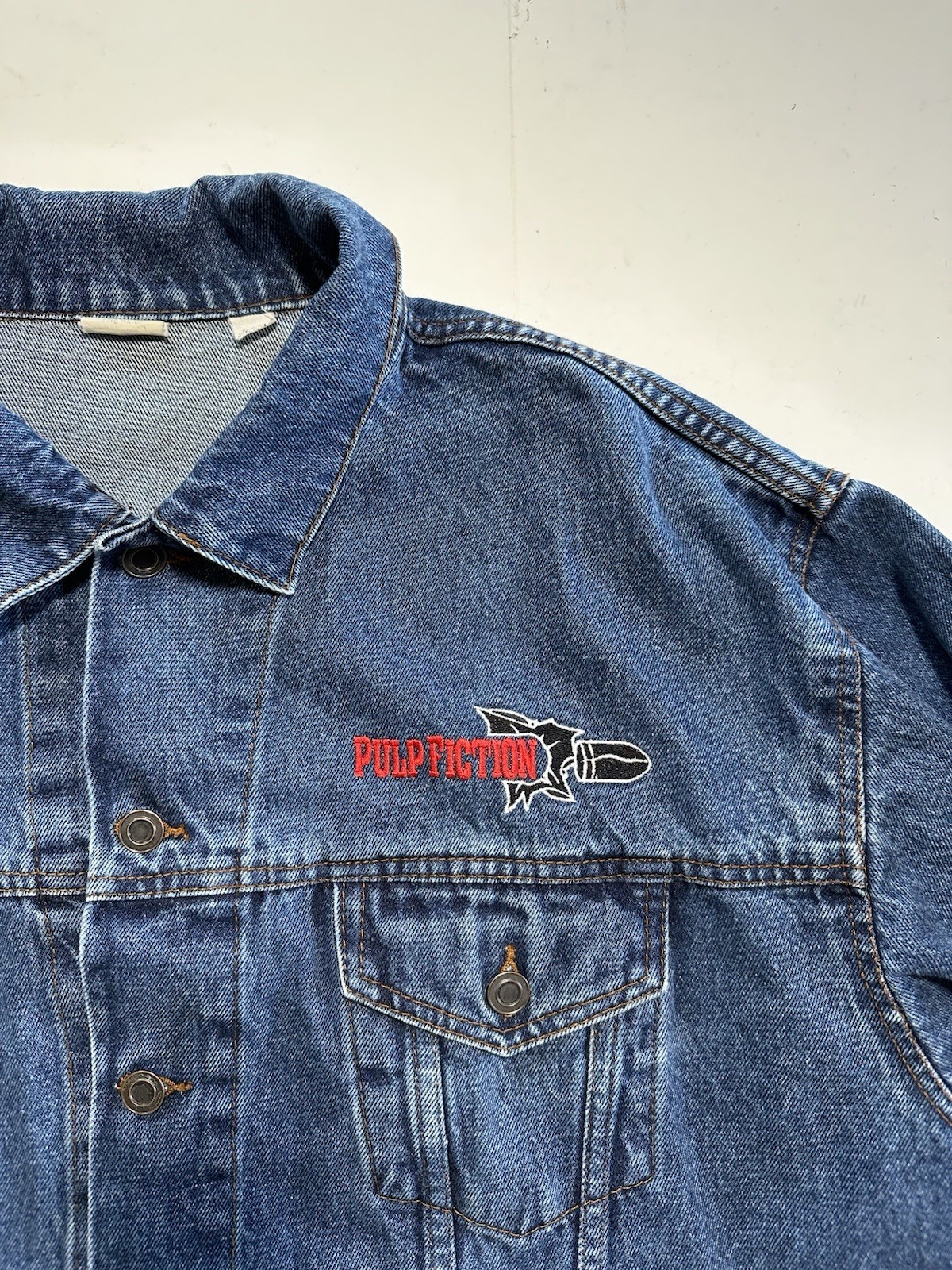 Rare Vintage Embroidered Pulp Fiction Promo Denim Jacket Buena Vista Pictures XL