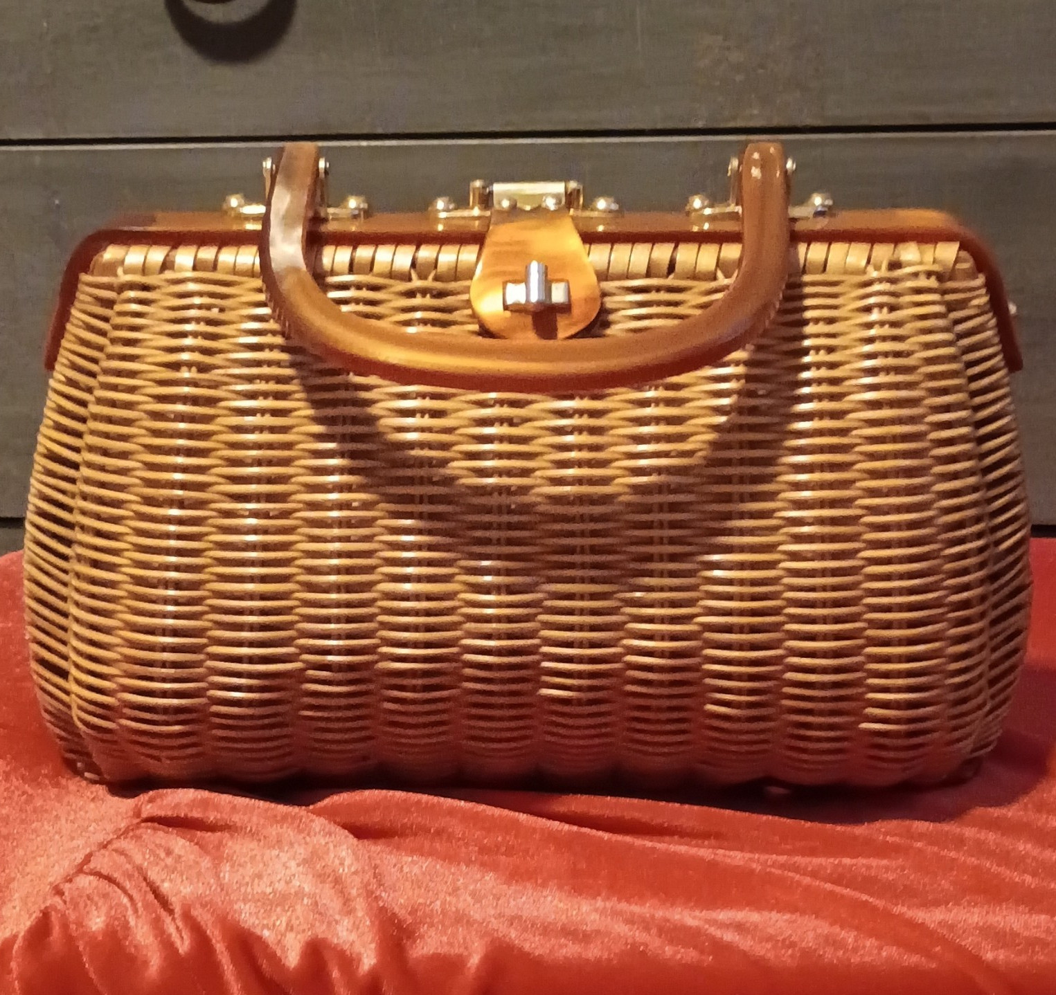 Crown Colony of Hong Kong Handmade Wicker Basket Handbag w/ Amber Lucite Handle