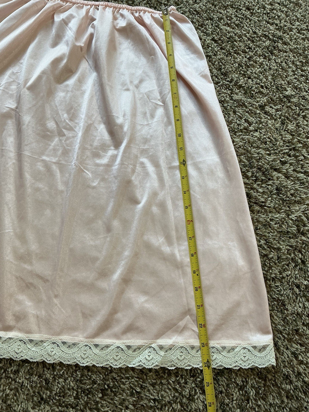 Vintage 80s Undercover Wear Pink Liquid Satin Style Half Slip Size Large EUC