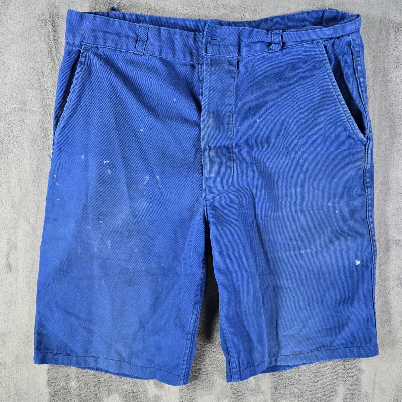 Thrashed 1970s Vetements Le Mont Carmel Blue French Workwear Shorts (32″ waist)
