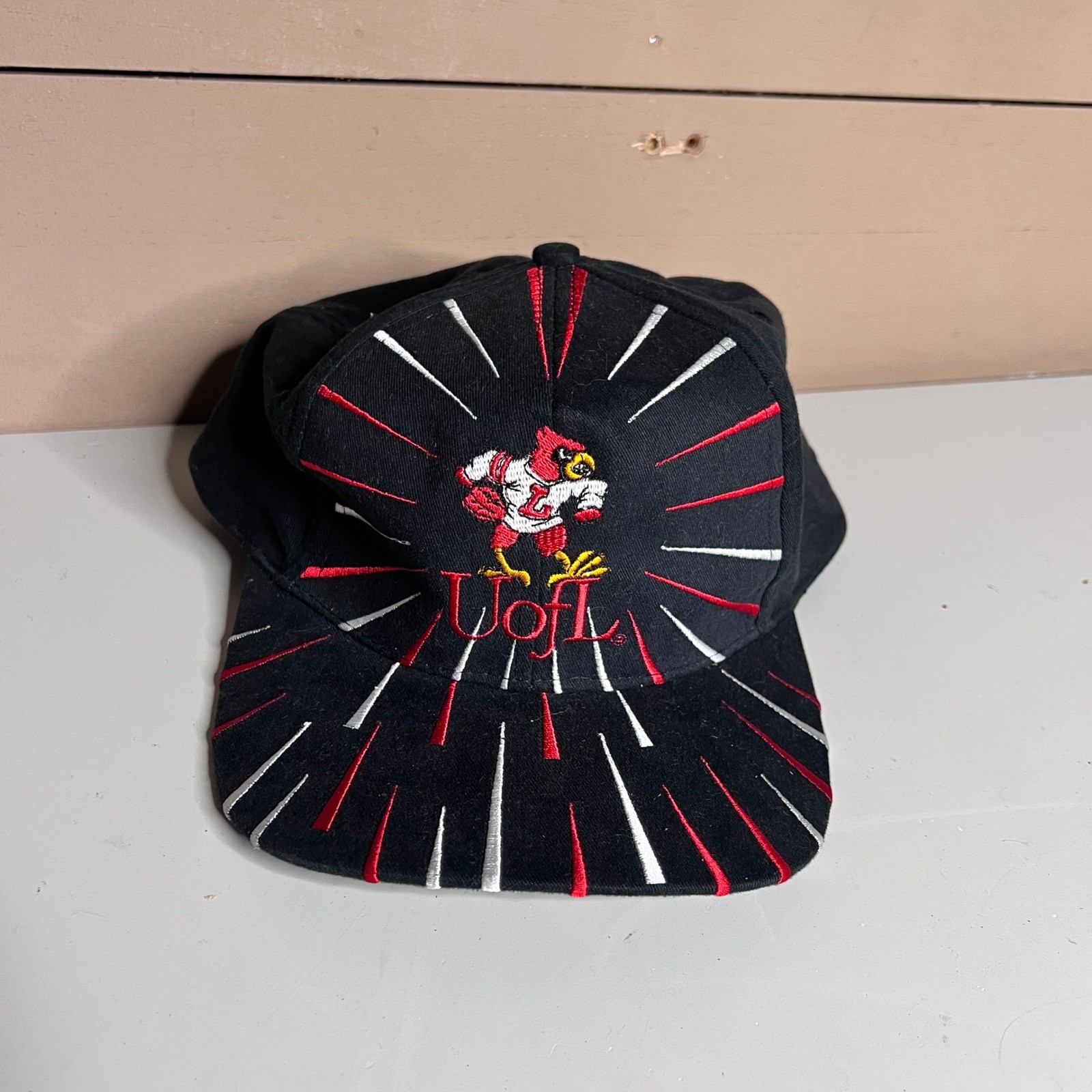 Vintage University of Louisville Cardinals CSI Snapback Hat Black Red Sunburst