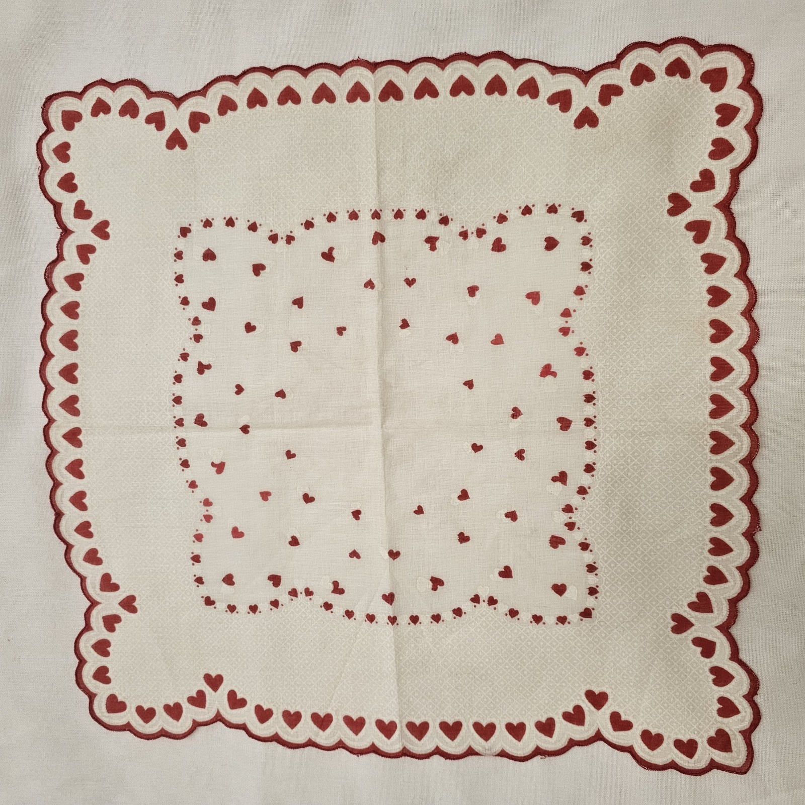 Vtg Valentine Hearts Holiday Red White Hanky Handkerchief 1950s Scalloped Edge