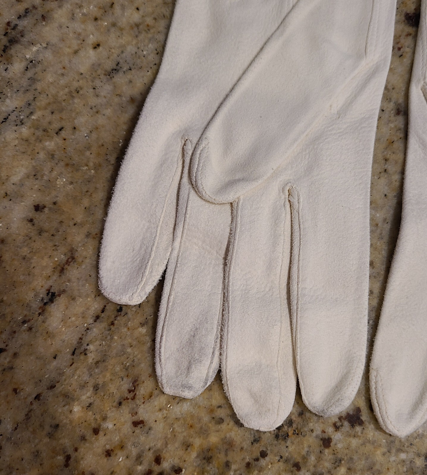 Vtg Womens Size L Off-White Thin Suede Formal 11″ Long Gloves Beaded Leaf