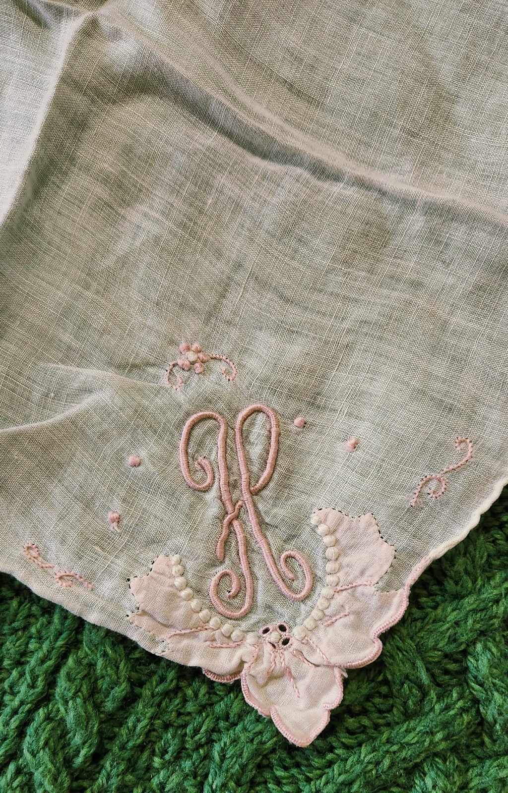 Vtg Madeira Linen Handkerchief Intricate Pink Embroidery & Applique Monogram “H”