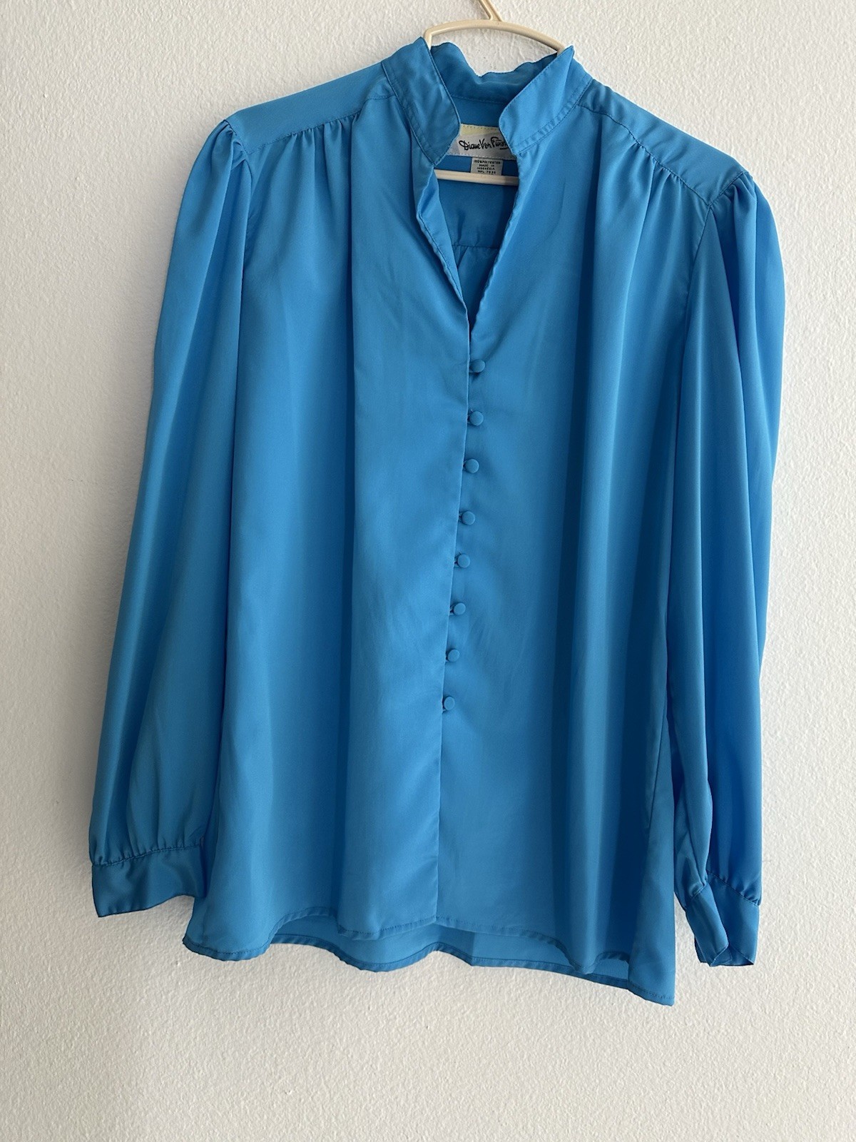 Diane Von Furstenberg 80‘s Vintage Cerulean Blue Silky Long Sleeve Blouse Size10