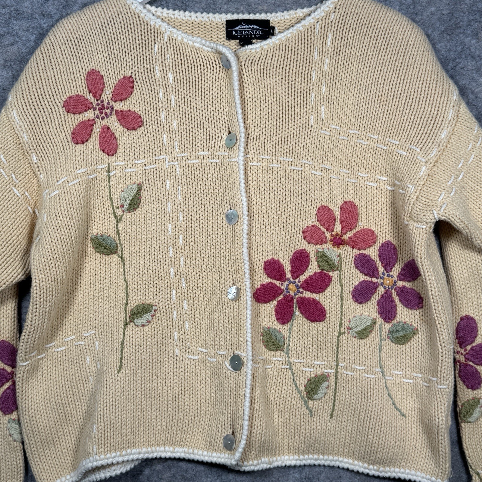 Vintage Womens Icelandic Designs 3D Floral Button Down Sweater Size L 21×22