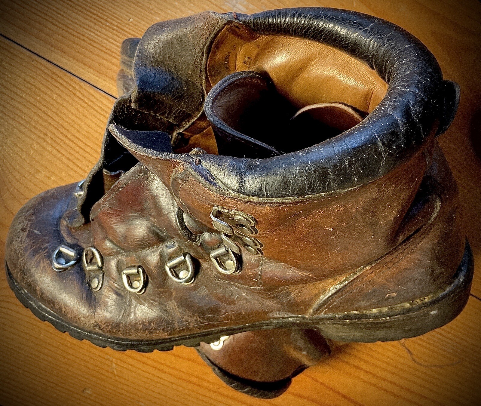 VTG Red Wing Irish Setter Bk Pack Boot Women’s SZ 6 Leather Mink Oil Treated USA