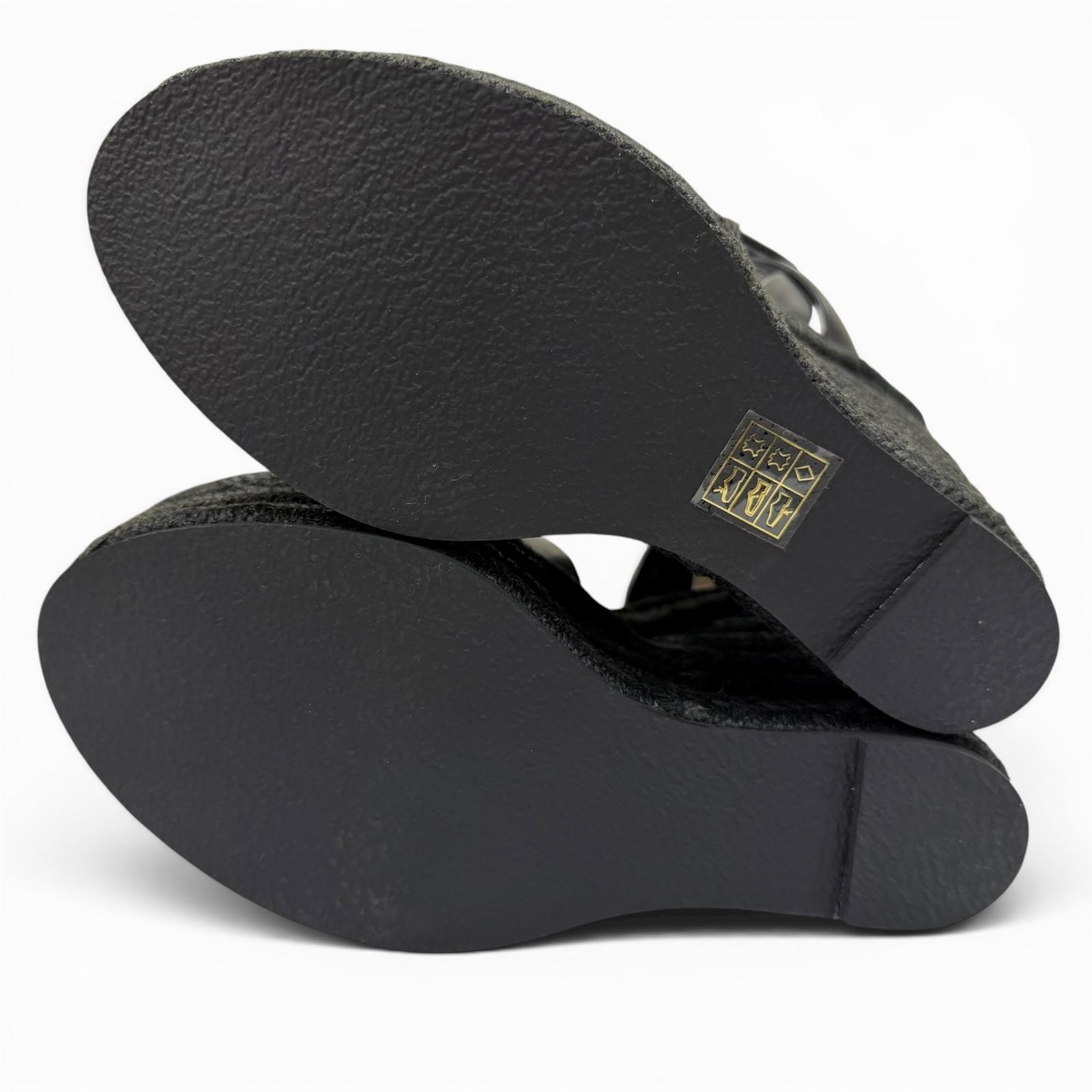 Yves Saint Laurent Saint Laurent Tribute leather wedge espadrille sa – DUTY FREE