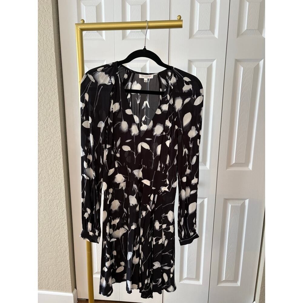 Equipment Dress Classic Quiet Luxury Old Money Floral Abstract Print Size 4