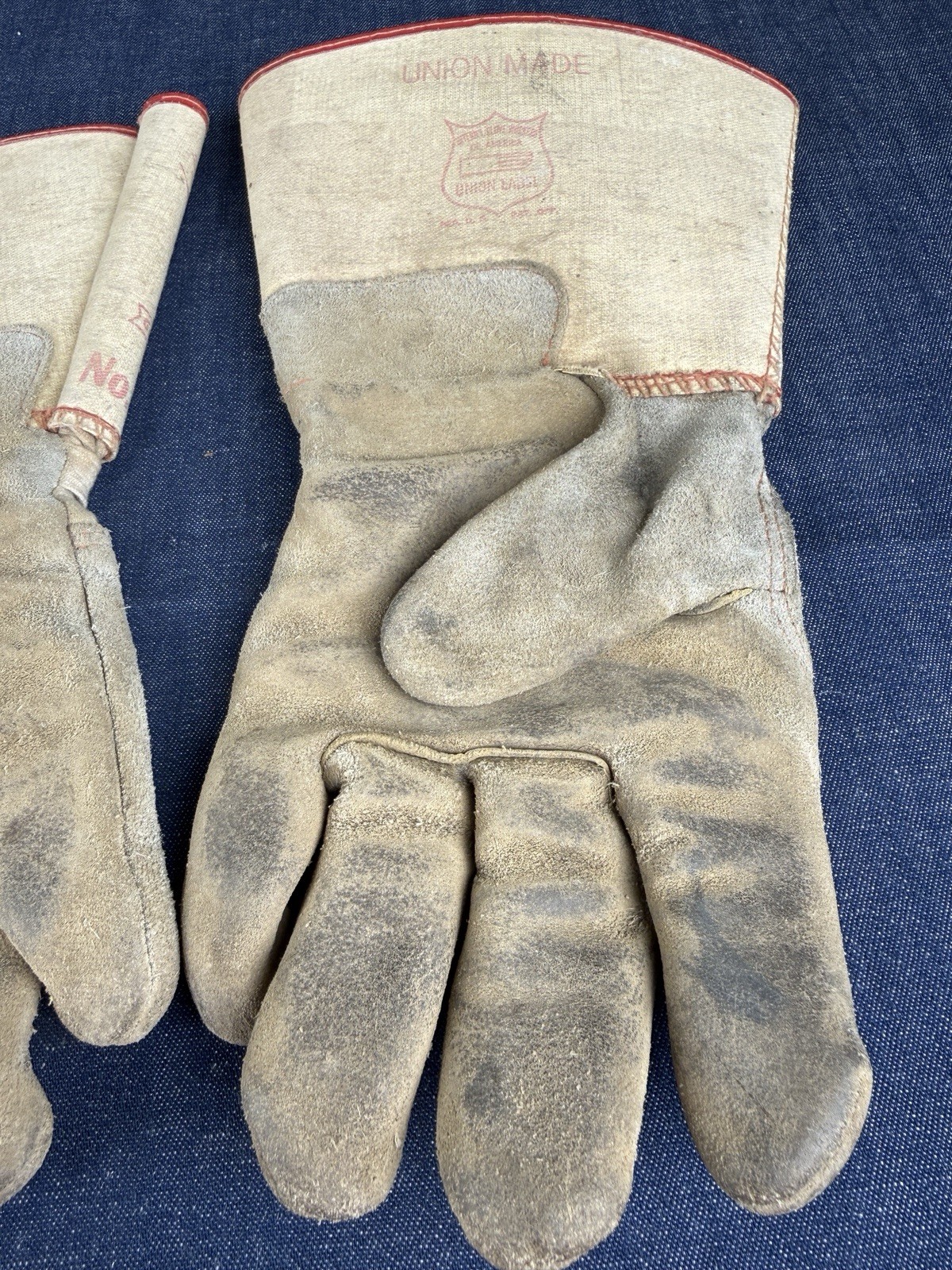Vintage Workwear Gloves Good Luck Bomber Union Made Leather Canvas Large 50s