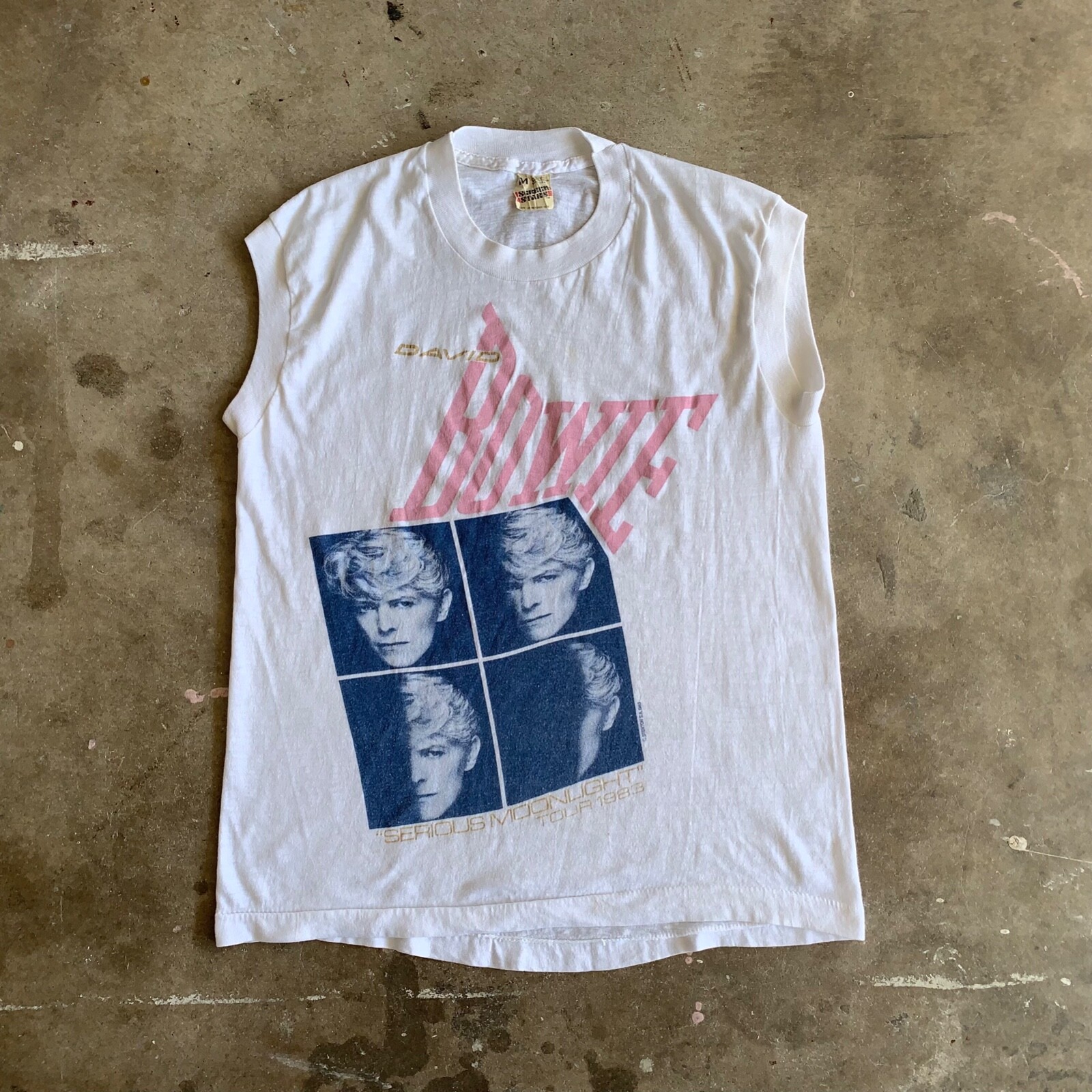 1983 VINTAGE 80s DAVID BOWIE SERIOUS MOONLIGHT TOUR ’83 T-SHIRT MEN SZ S 70s