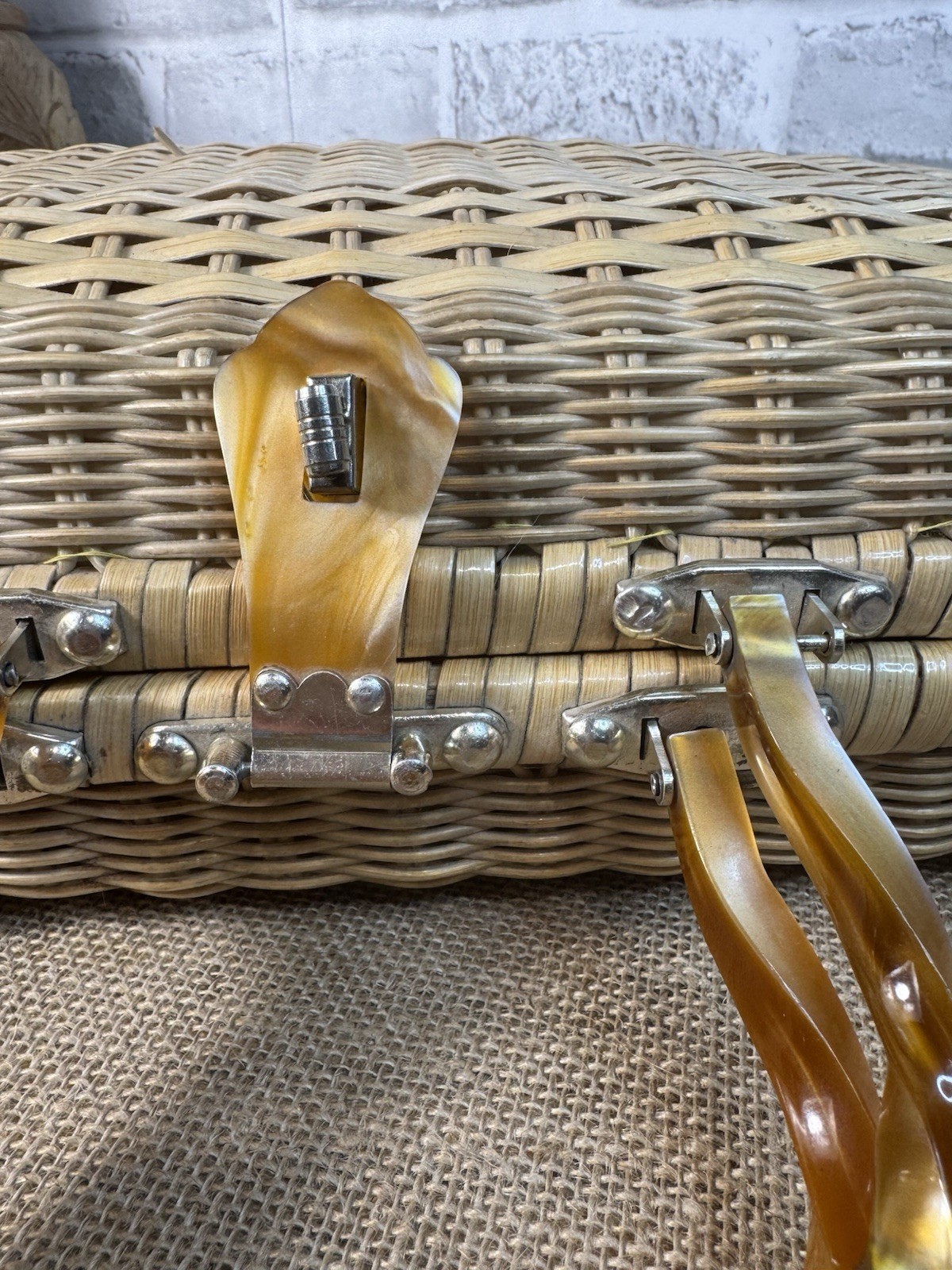 🌺Vintage 1950-60s Water Proofed Wicker Purse W Amber Lucite Handles Mid Century