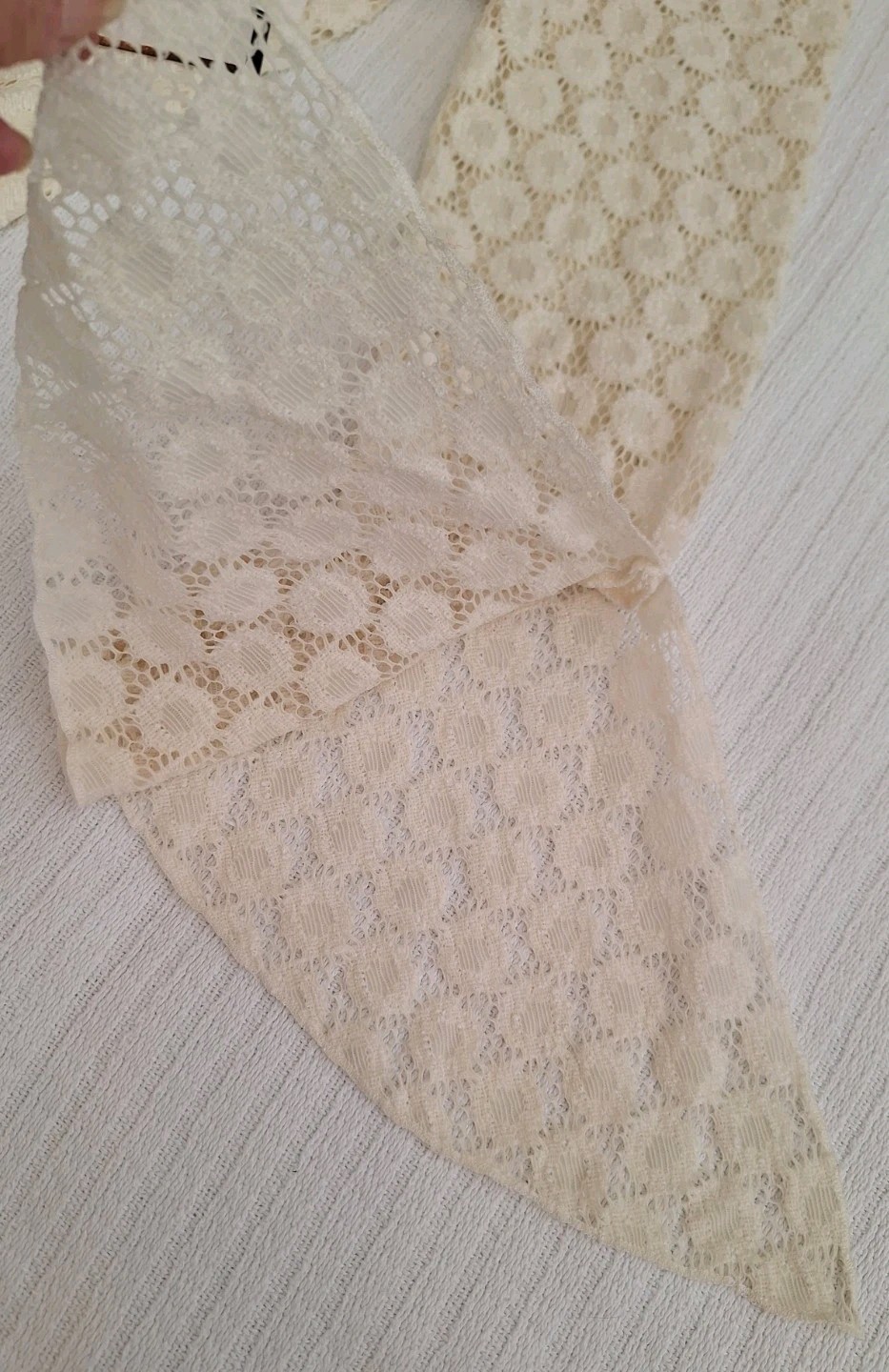 Vintage Bill Blass Ivory Stretch Lace Top /Slit Bell Sleeve/Fully Lined NWT