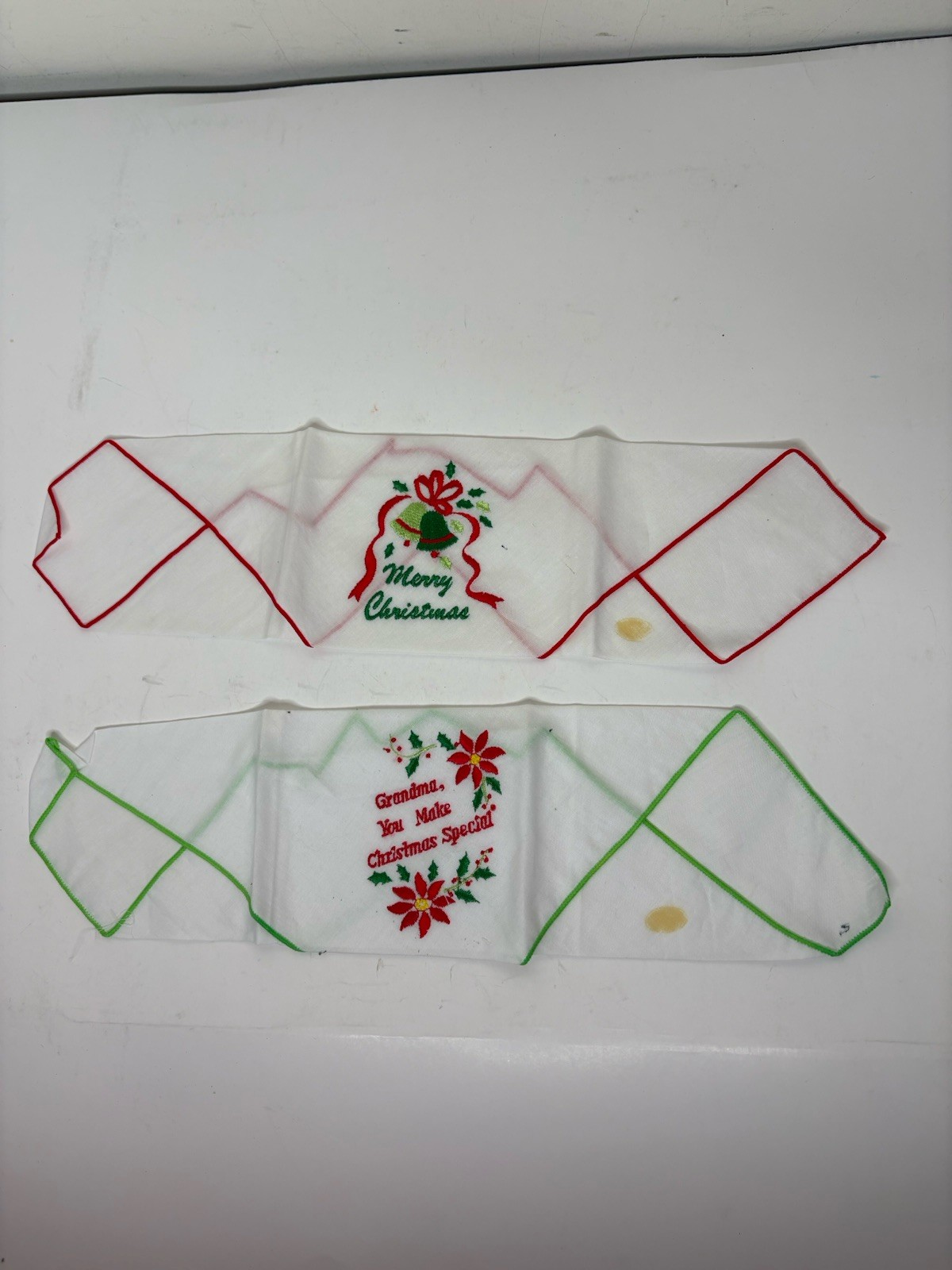 Vintage Embroidered Womens Christmas Themed Hankie Handkerchief 11” Lot of 2