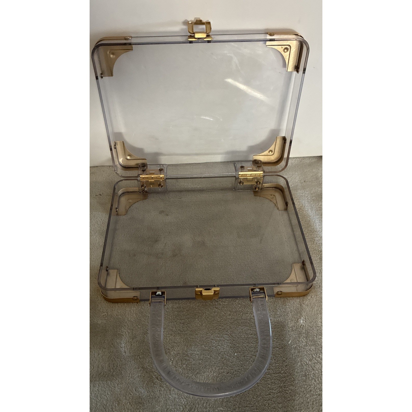 Vintage Clear Lucite Acrylic Box Purse 9.5×7.5×2.5″ Gold Hardware