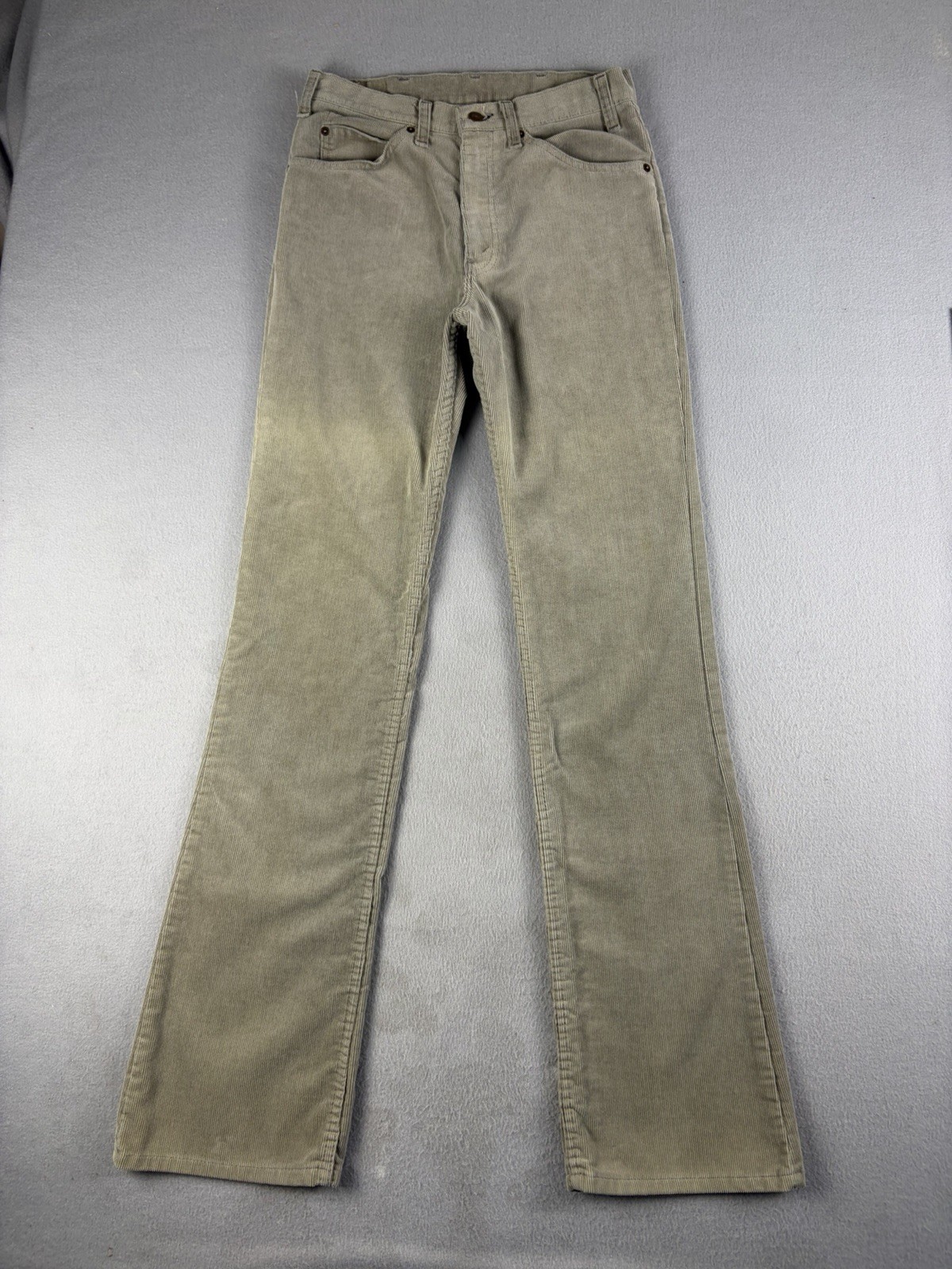 Vintage Levi’s 517 Corduroy Pants Adult Size 32×36 (28×34) Brown Flare Leg 80s
