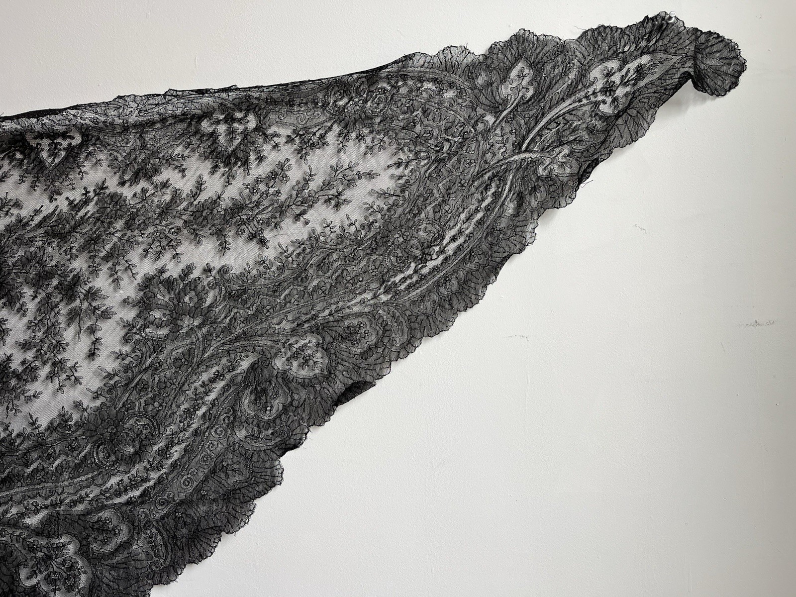 Antique Edwardian/Victorian Black Lace Shawl Mantilla Very Large, Very Fine