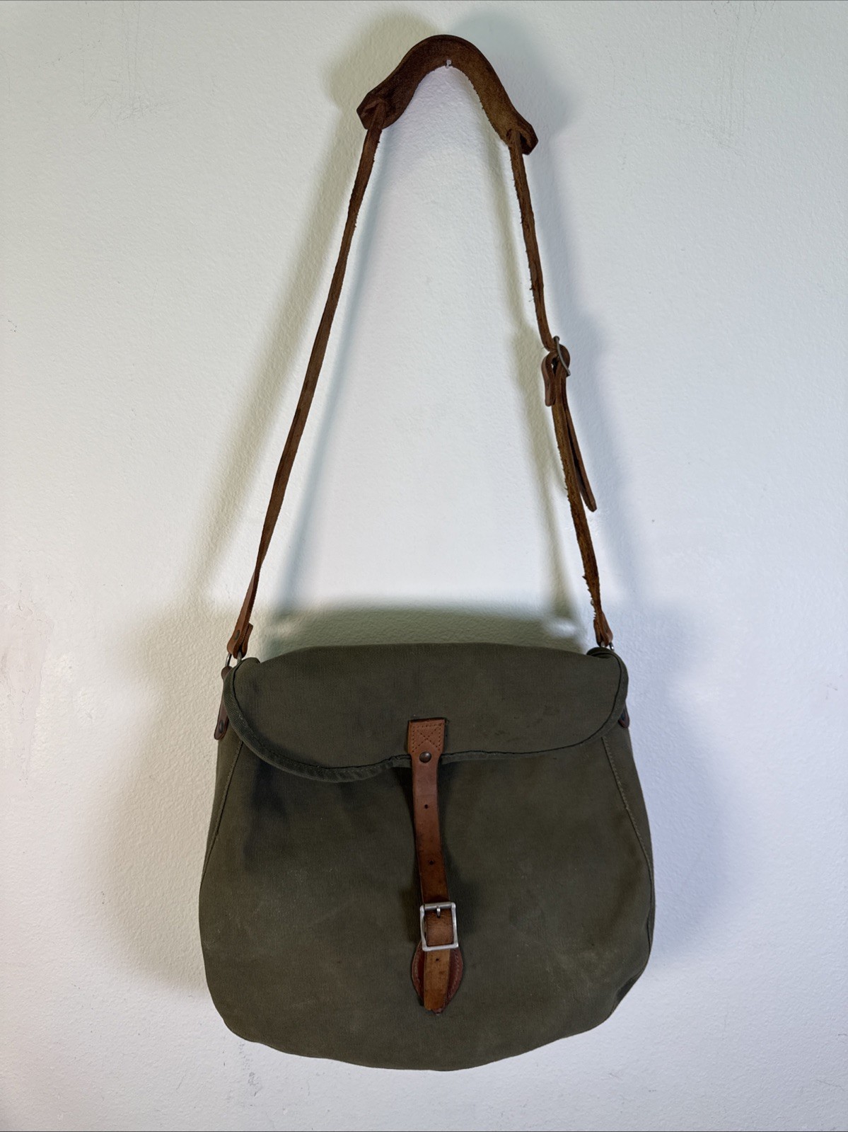 Gokey No. 300 Canvas & Bridle Leather Satchel – USA‑Made – Vintage Army Green