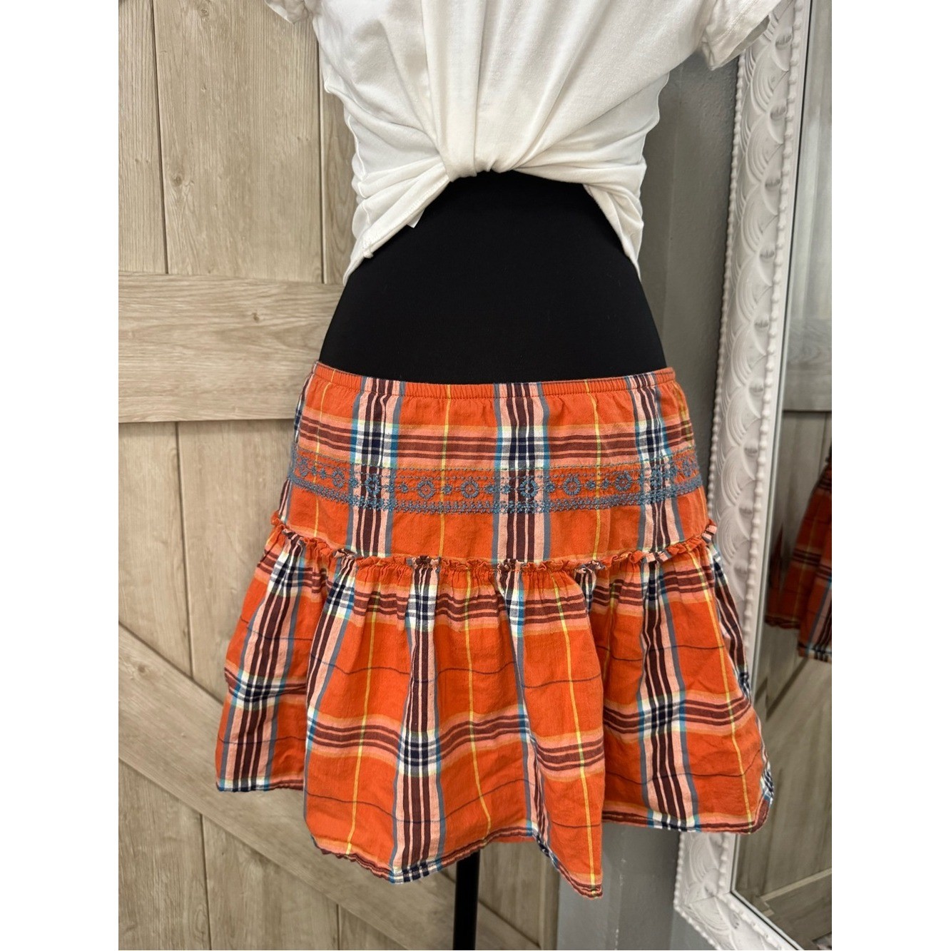 Vintage Y2K Old Navy Plaid Tiered Mini Skirt – Medium